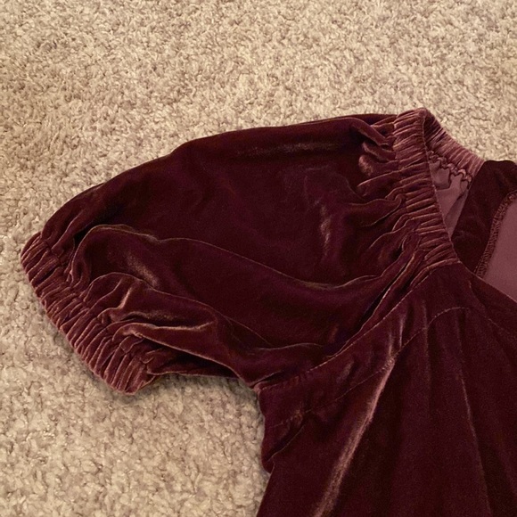 Velvet puff sleeve LOFT top - Picture 6 of 9